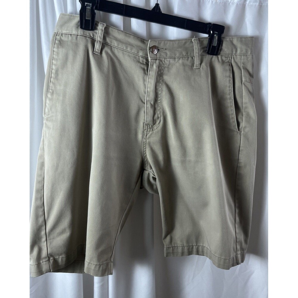 Volcom Men’s Khaki Chino Shorts Size 32 Flat Front 4 Pockets Casual Classic